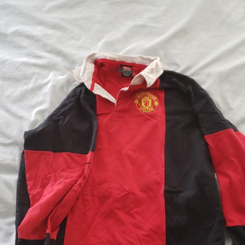 Manchester United Nike long sleeve shirt